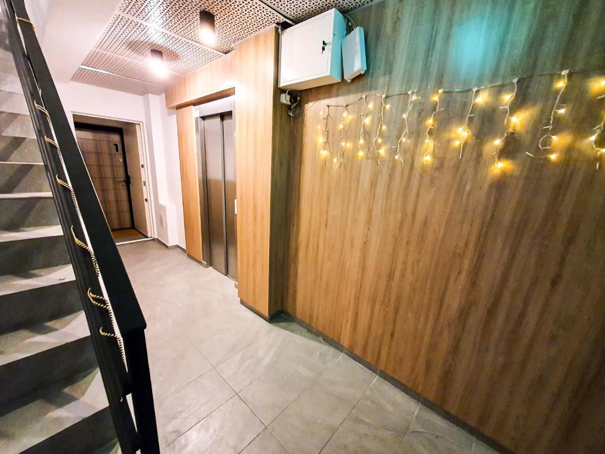 Апартаменти Urban Retreat: Industrial Chic 1Br Ap - Heart Of Бухарест Екстер'єр фото